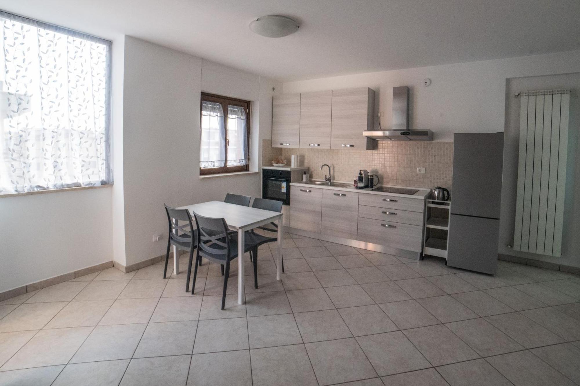 Fele'S House Apartment Guidonia Montecelio Exterior photo